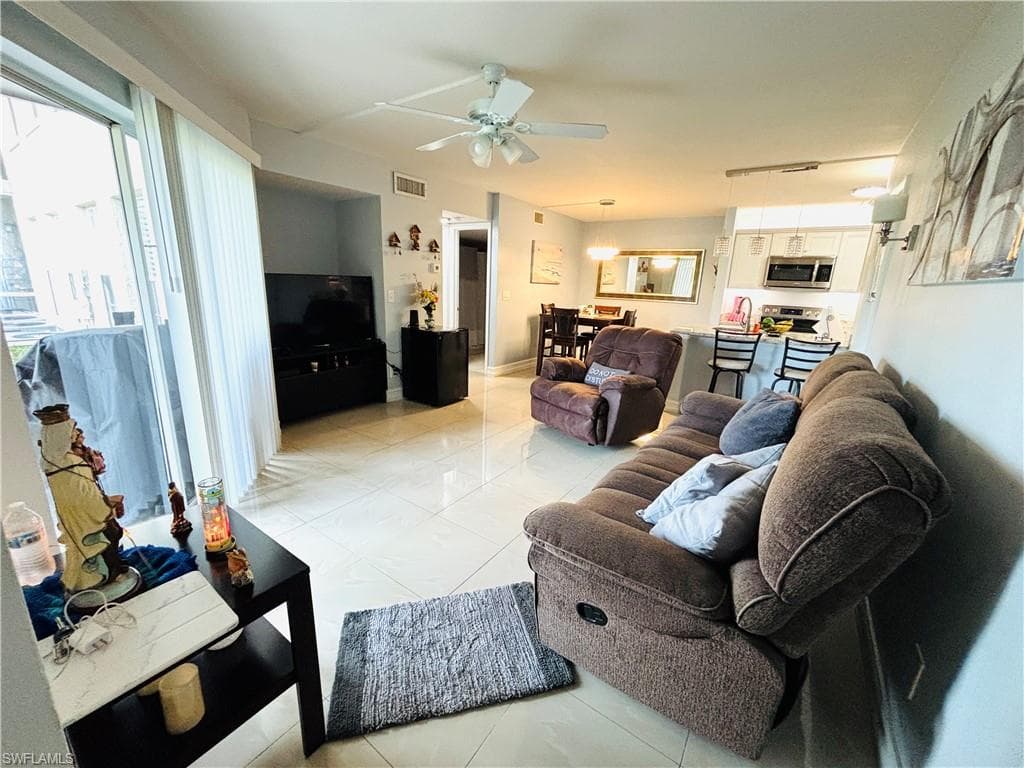 150 Santa Clara DR # 150, NAPLES FL 34104-2