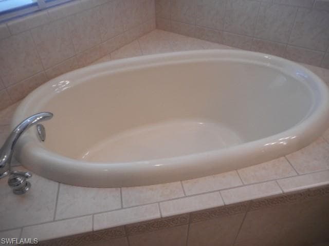 7180 Bergamo WAY # 202, FORT MYERS FL 33966-13