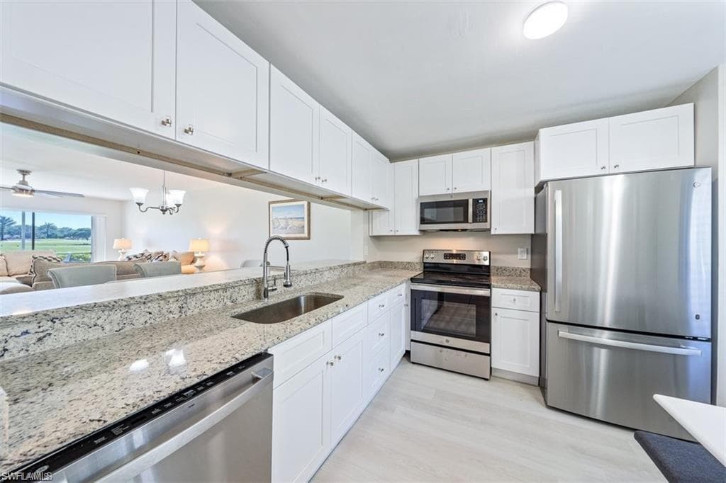 3655 Amberly CIR # A107, NAPLES FL 34112-9