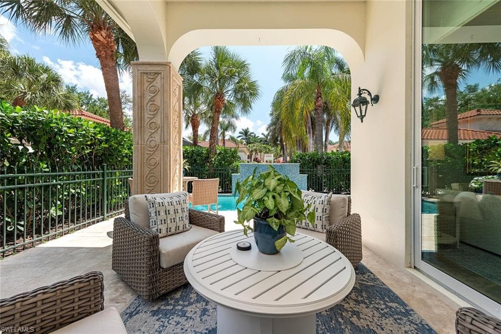 2618 Trillium WAY, NAPLES FL 34105-19