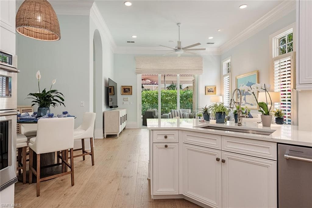 2618 Trillium WAY, NAPLES FL 34105-8