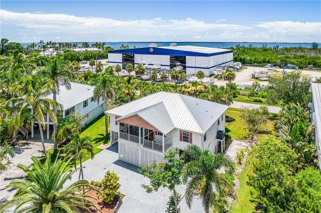 7692 Myrsine CIR, BOKEELIA FL 33922-31