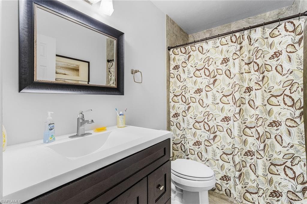 7692 Myrsine CIR, BOKEELIA FL 33922-19