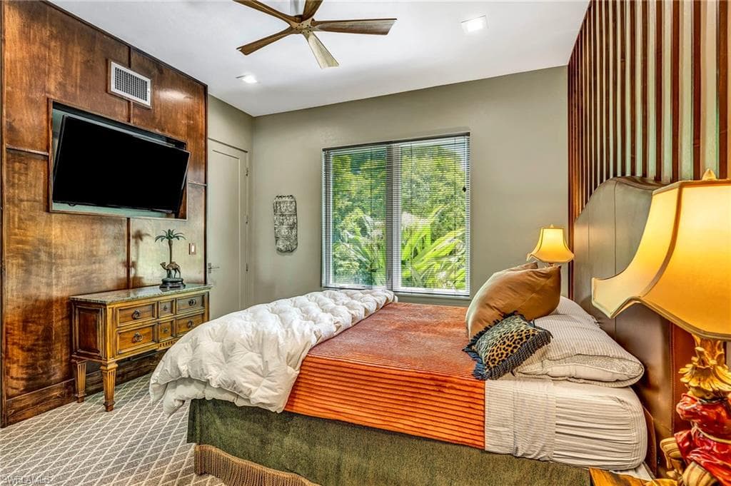 6908 Lone Oak BLVD, NAPLES FL 34109-28