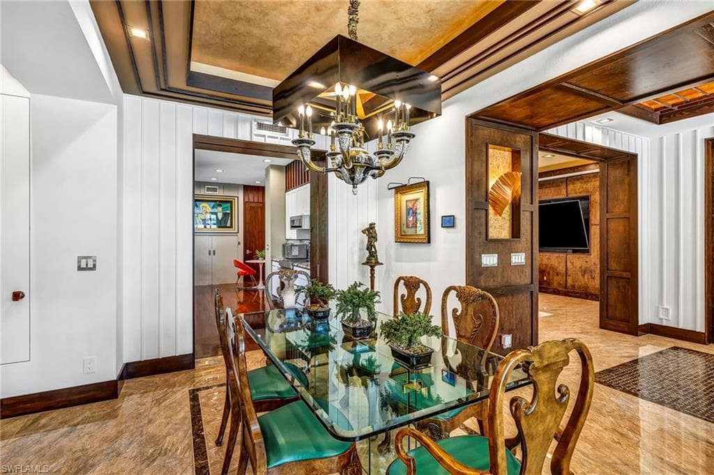 6908 Lone Oak BLVD, NAPLES FL 34109-20