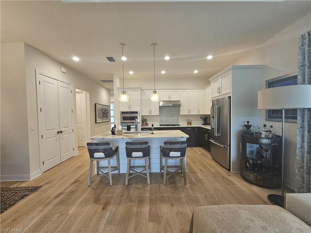 9007 Saint Lucia DR, NAPLES FL 34114-7