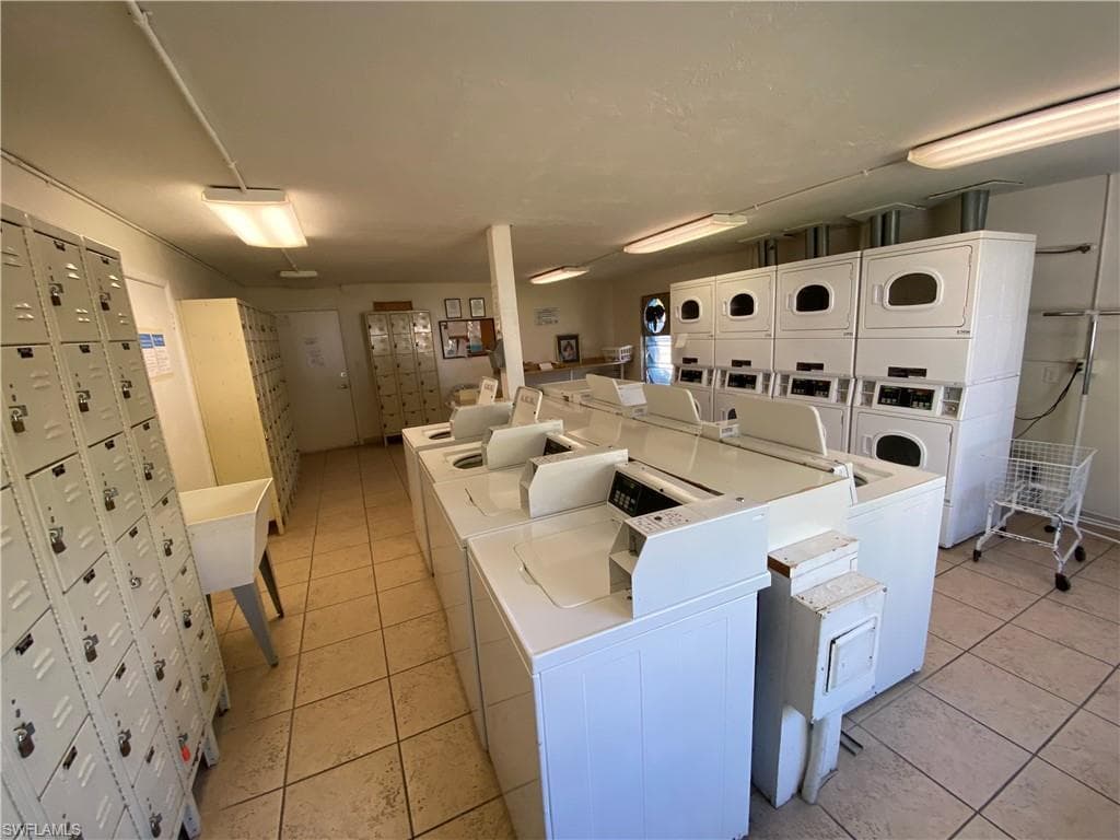 2828 Jackson ST # 7, FORT MYERS FL 33901-16