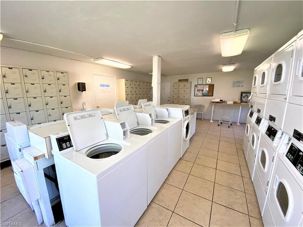 2828 Jackson ST # 7, FORT MYERS FL 33901-15