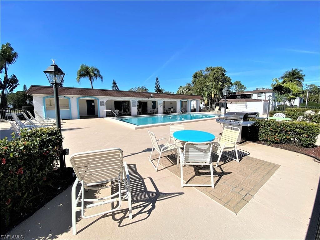 2828 Jackson ST # 7, FORT MYERS FL 33901-7