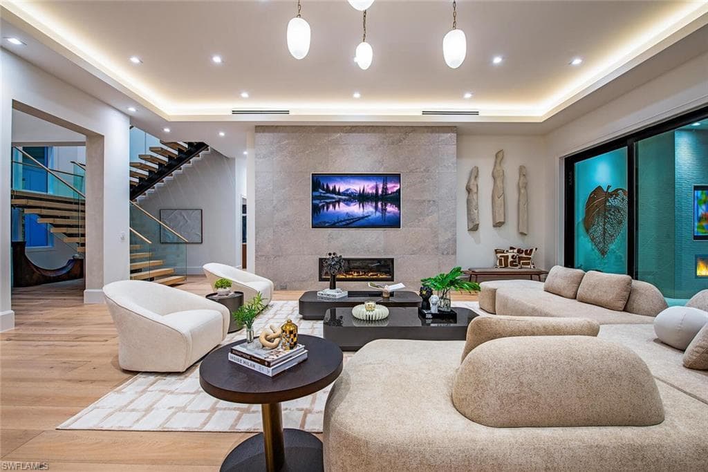 2145 Coach House LN, NAPLES FL 34105-12