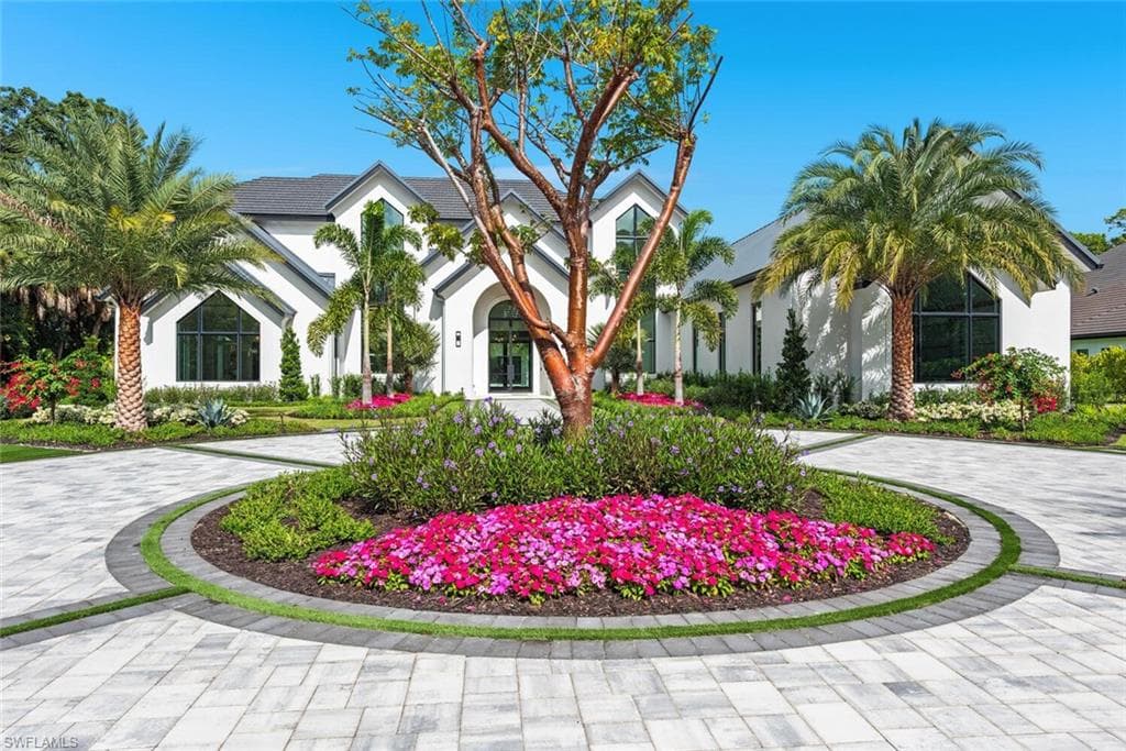 2145 Coach House LN, NAPLES FL 34105-6