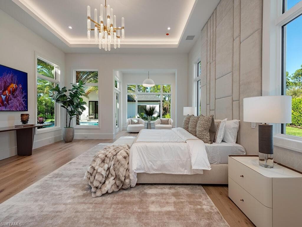 2145 Coach House LN, NAPLES FL 34105-35