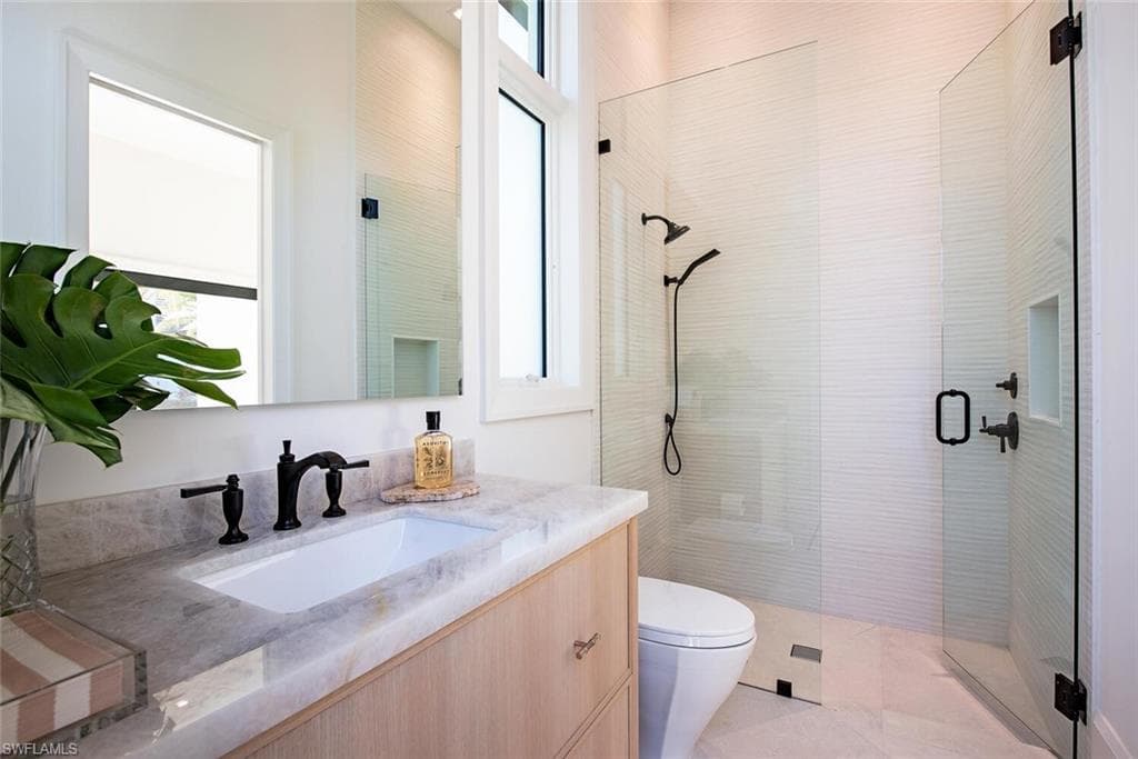 2145 Coach House LN, NAPLES FL 34105-44