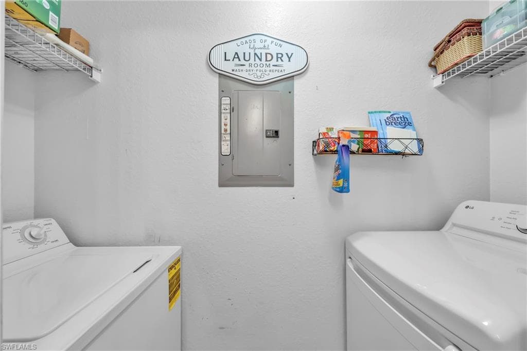 14870 Pleasant Bay LN # 1105, NAPLES FL 34119-15