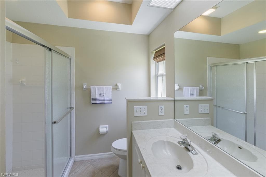 5502 Greenwood CIR 1-13