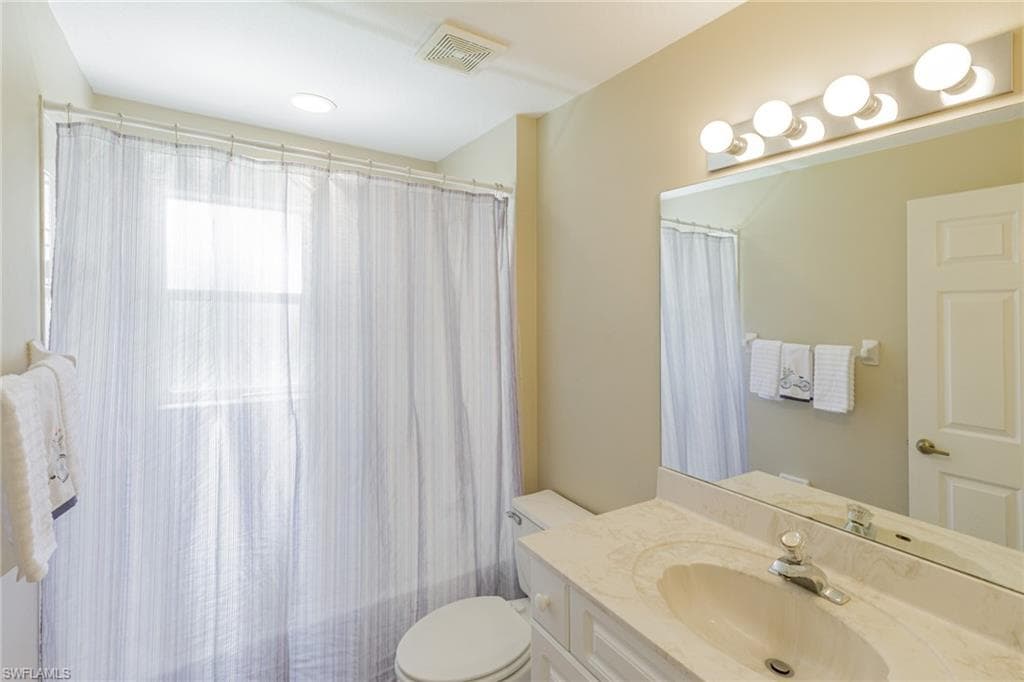 5502 Greenwood CIR 1-17