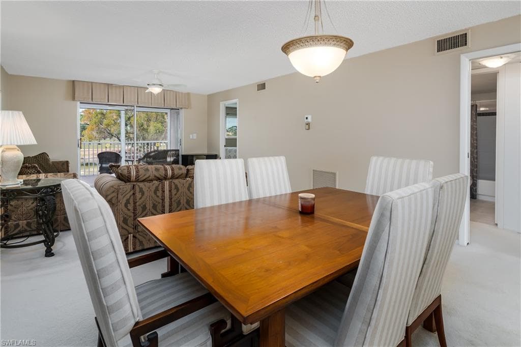 5515 Rattlesnake Hammock RD # 205, NAPLES FL 34113-8