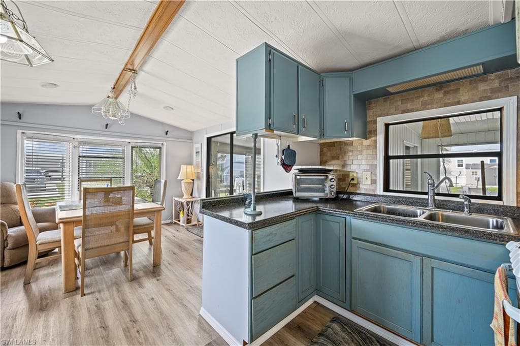 11641 Cardiff DR, FORT MYERS FL 33908-1