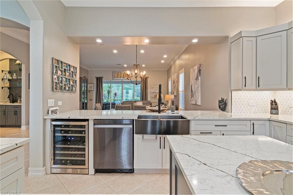 12471 Villagio WAY-14