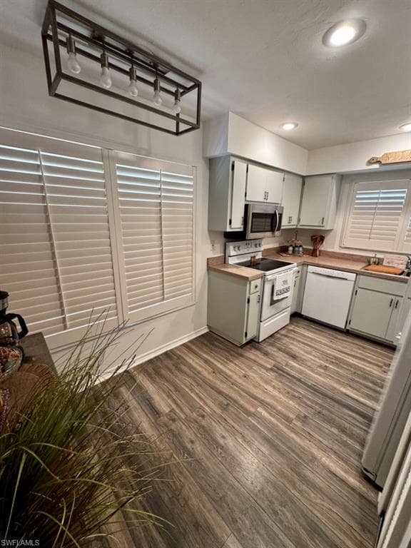 711 SE 12th AVE # 135, CAPE CORAL FL 33990-3