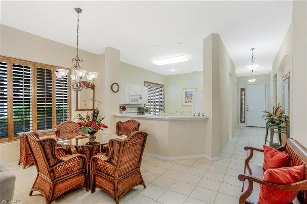 1818 Leamington LN, NAPLES FL 34109-10