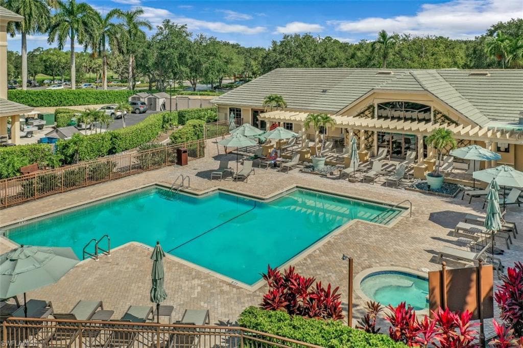 1818 Leamington LN, NAPLES FL 34109-24