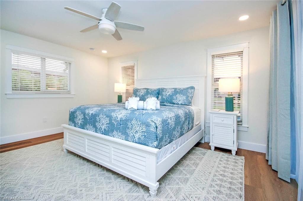 918 Kings Crown DR, SANIBEL FL 33957-19