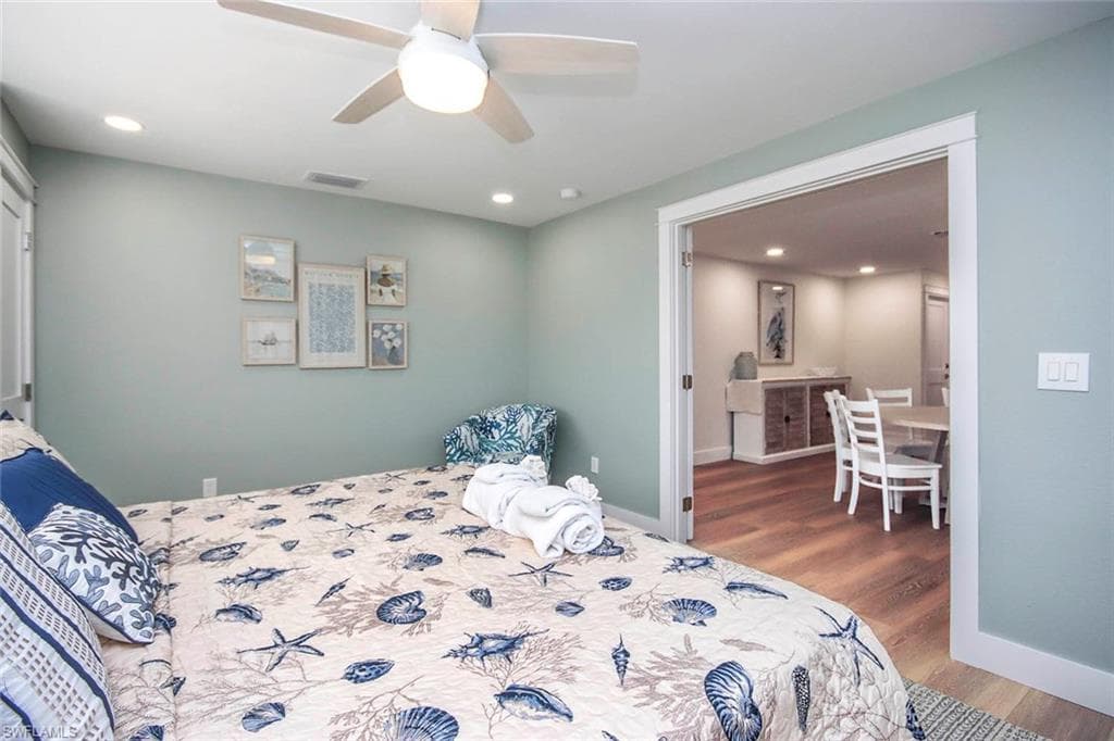 918 Kings Crown DR, SANIBEL FL 33957-23