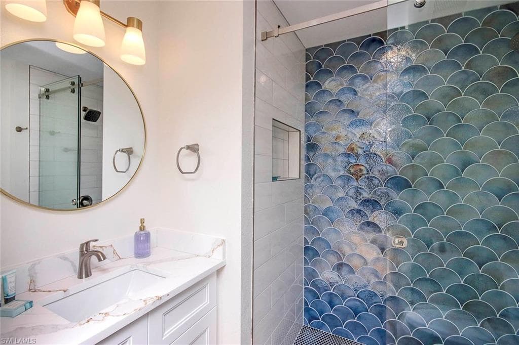 918 Kings Crown DR, SANIBEL FL 33957-29