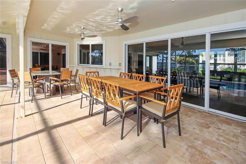 918 Kings Crown DR, SANIBEL FL 33957-17