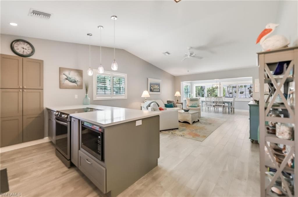 1657 Atlanta Plaza DR-5