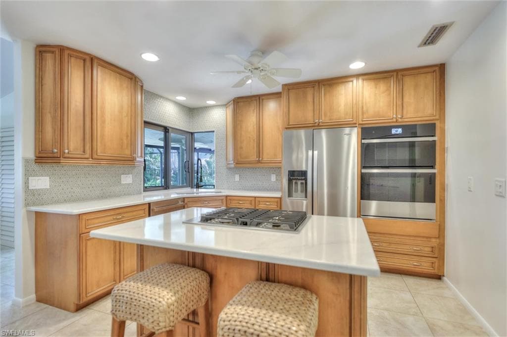 1286 Par View DR, SANIBEL FL 33957-28