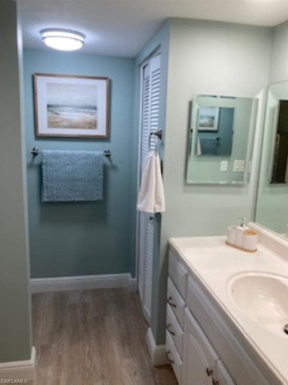 4955 Pepper CIR # 208, NAPLES FL 34113-7