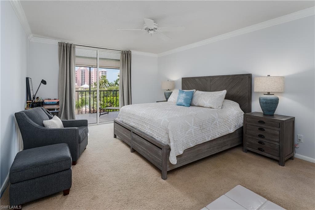 1000 Swallow AVE # 12, MARCO ISLAND FL 34145-8