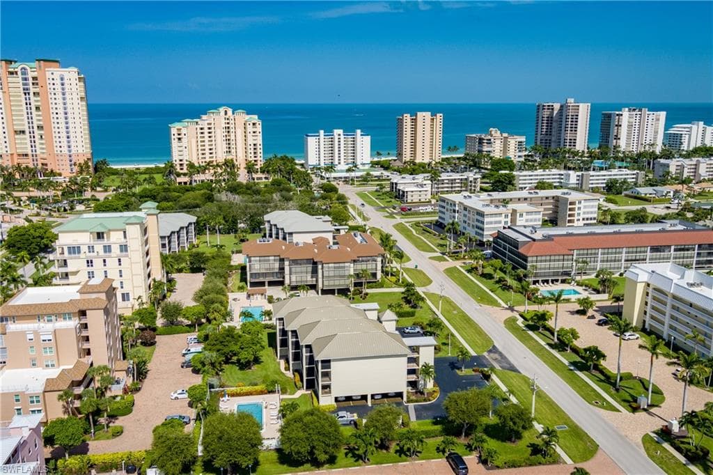 1000 Swallow AVE # 12, MARCO ISLAND FL 34145-17