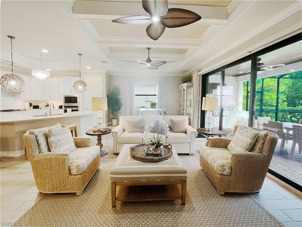 1975 Mustique ST, NAPLES FL 34120-7