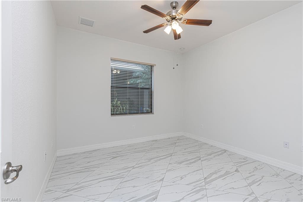 13852 Luna DR, NAPLES FL 34109-12