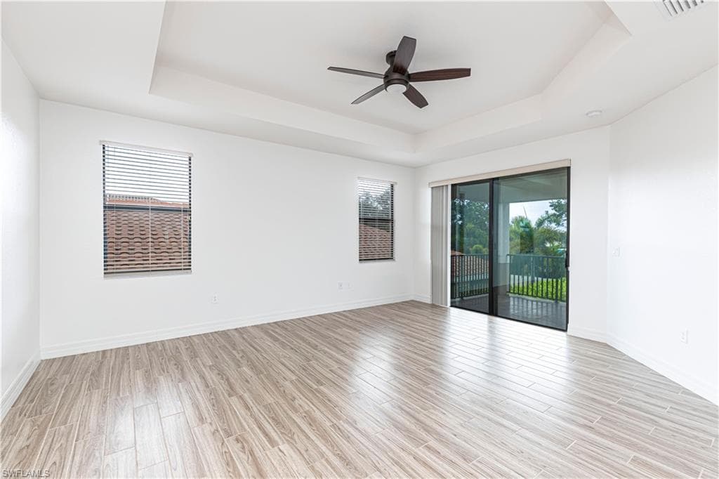 13852 Luna DR, NAPLES FL 34109-9