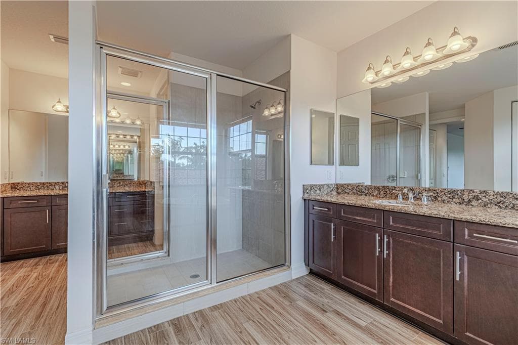 13852 Luna DR, NAPLES FL 34109-10