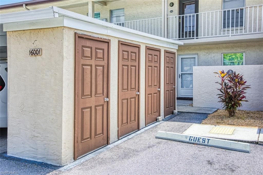 16001 Dublin CIR # 203, FORT MYERS FL 33908-29