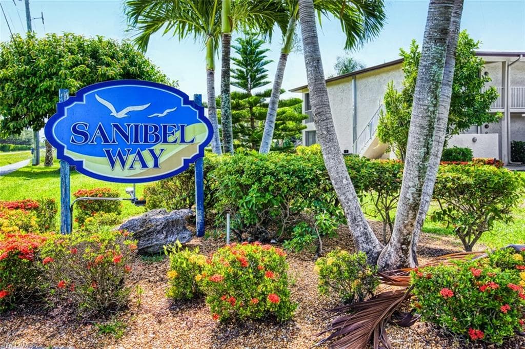 16001 Dublin CIR # 203, FORT MYERS FL 33908-30