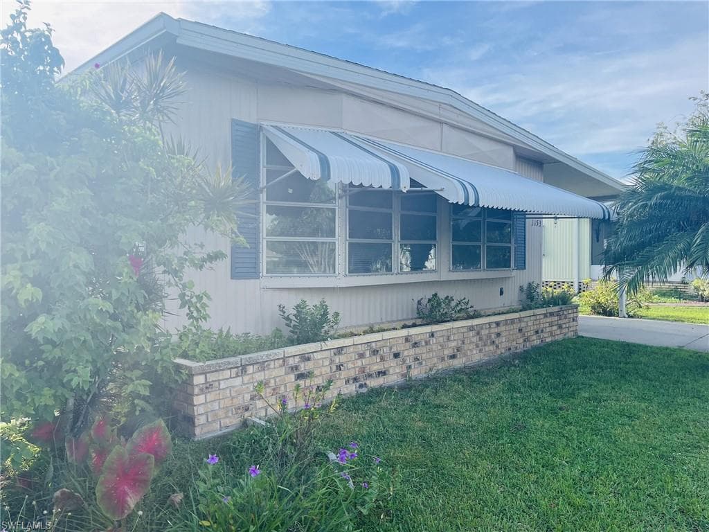 3153 Orchard DR, NORTH FORT MYERS FL 33917-1