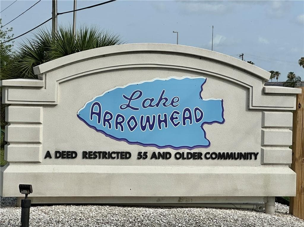 3153 Orchard DR, NORTH FORT MYERS FL 33917-43