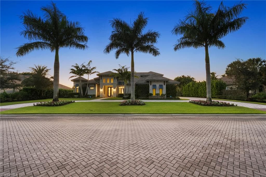 6303 Highcroft DR, NAPLES FL 34119-5