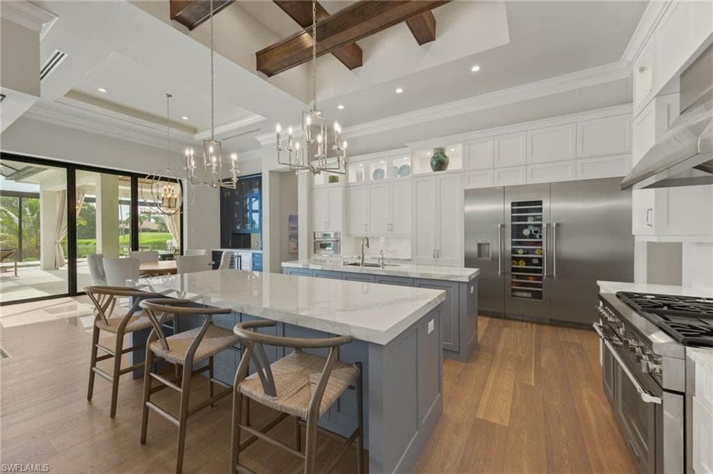 6303 Highcroft DR, NAPLES FL 34119-11