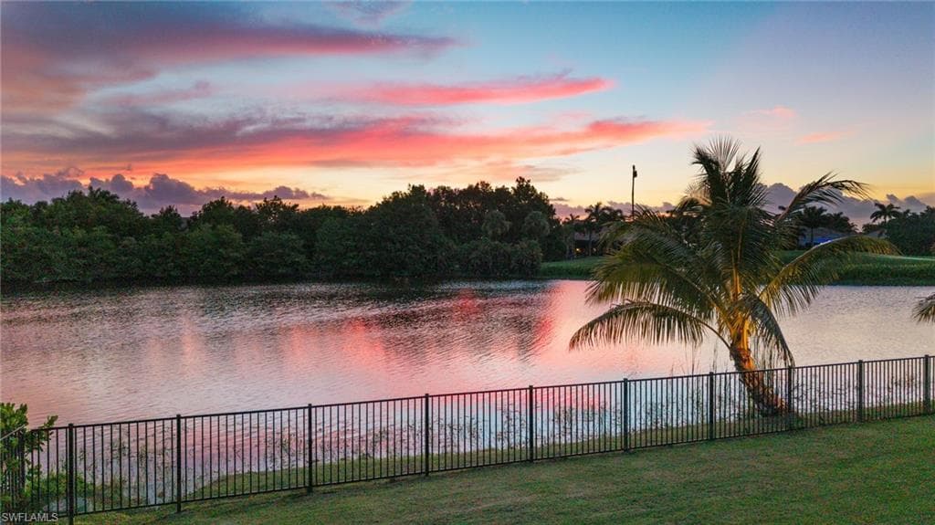 6303 Highcroft DR, NAPLES FL 34119-4