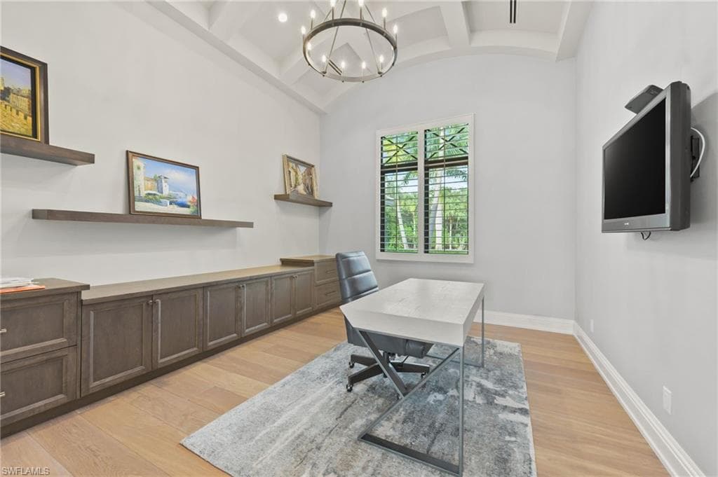 6303 Highcroft DR, NAPLES FL 34119-19