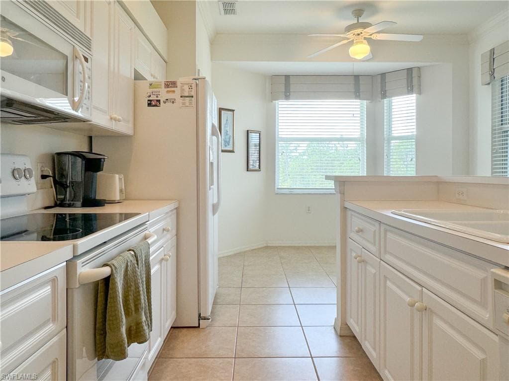3820 Sawgrass WAY # 3046, NAPLES FL 34112-23