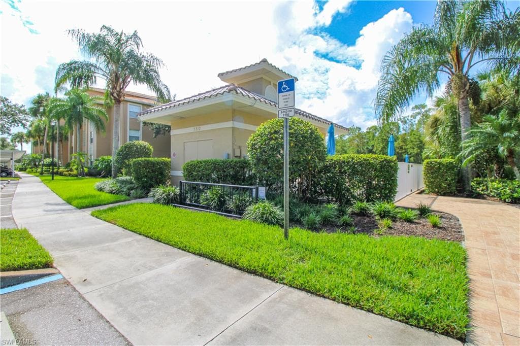 3820 Sawgrass WAY # 3046, NAPLES FL 34112-39