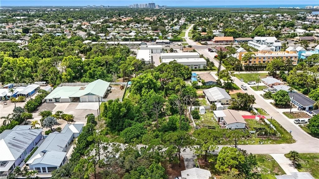 4295 Pine Lake RD, BONITA SPRINGS FL 34134-8